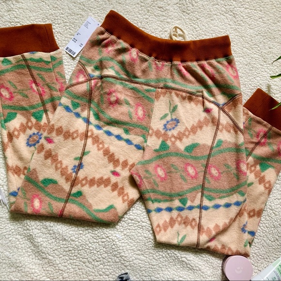 Out From Under Outlander Jogger Pant - Picture 8 of 11